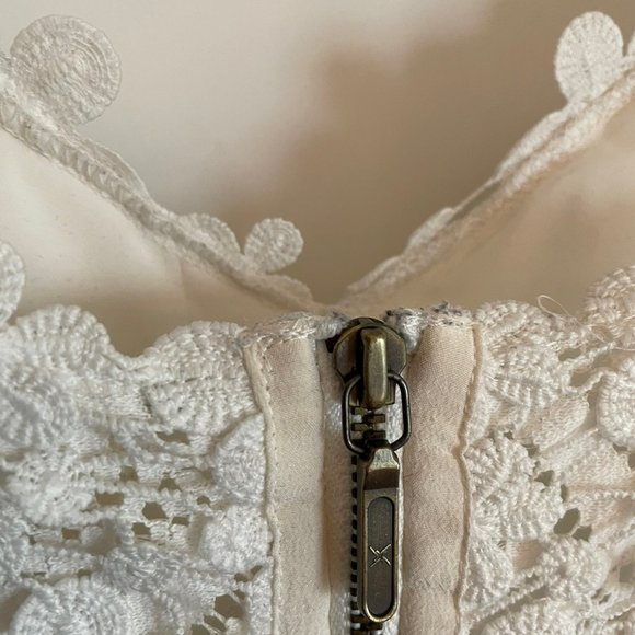 ARTELIER NICOLE MILLER Lace Peplum Top - Picture 2 of 8